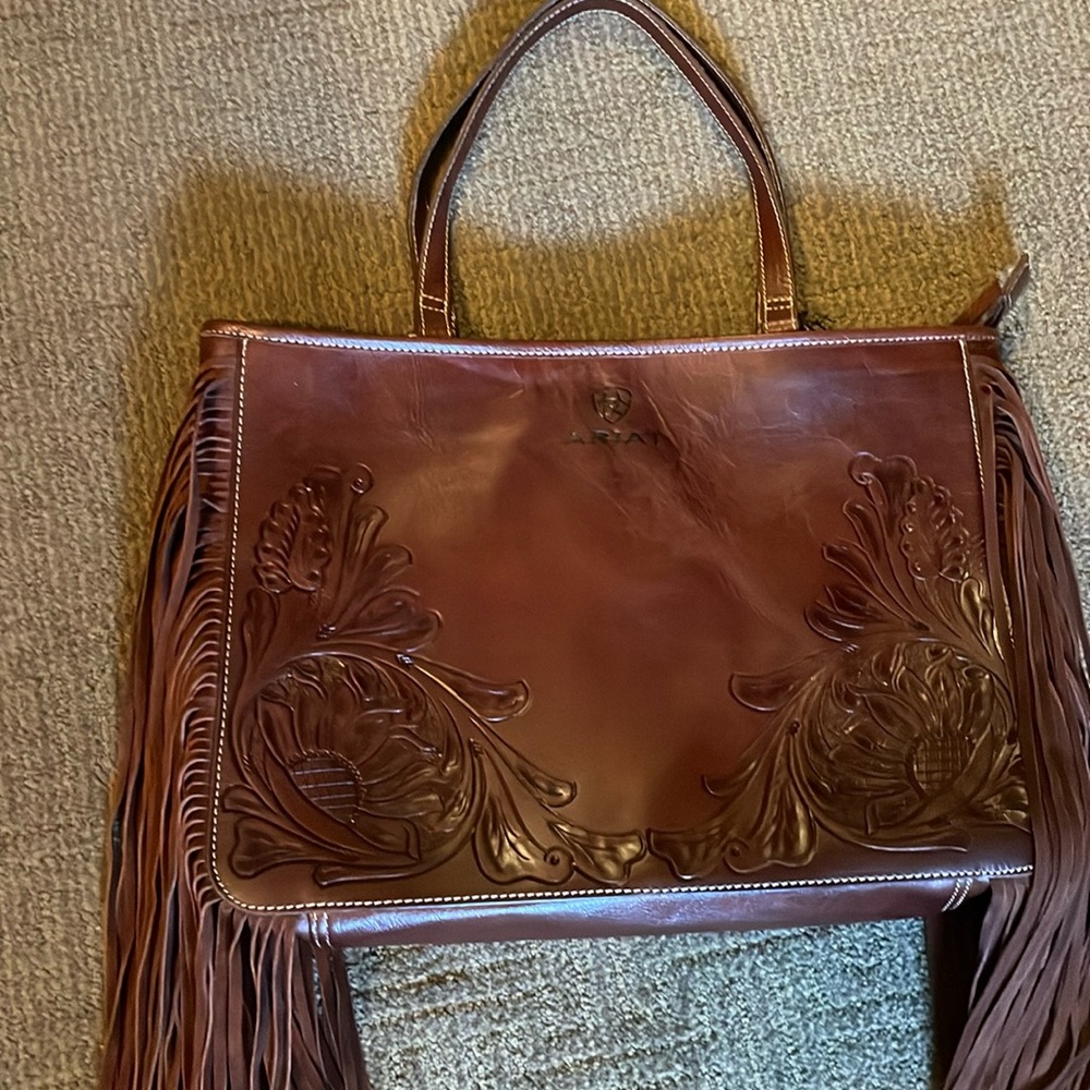 Ariat Genuine Leather Concealed Carry Bag